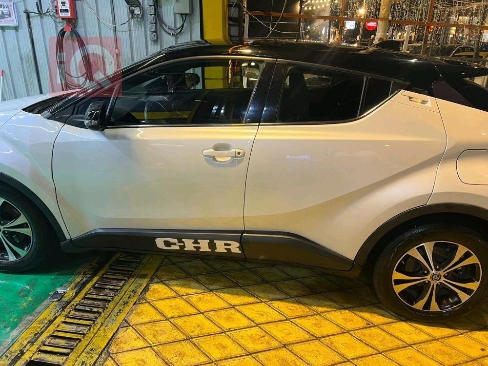 تويوتا CH-R